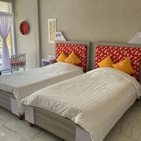 Villa Agung Beach Inn Lovina Szoba fotó