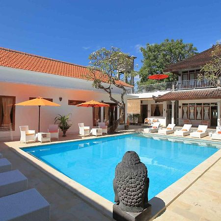 Villa Agung Beach Inn Lovina Kültér fotó