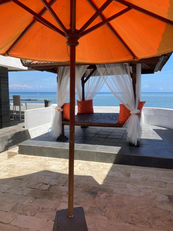 Villa Agung Beach Inn Lovina Kültér fotó