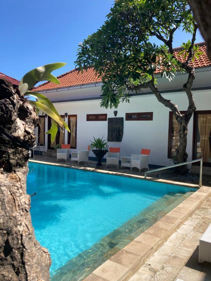 Villa Agung Beach Inn Lovina Kültér fotó