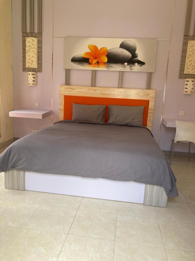 Villa Agung Beach Inn Lovina Kültér fotó